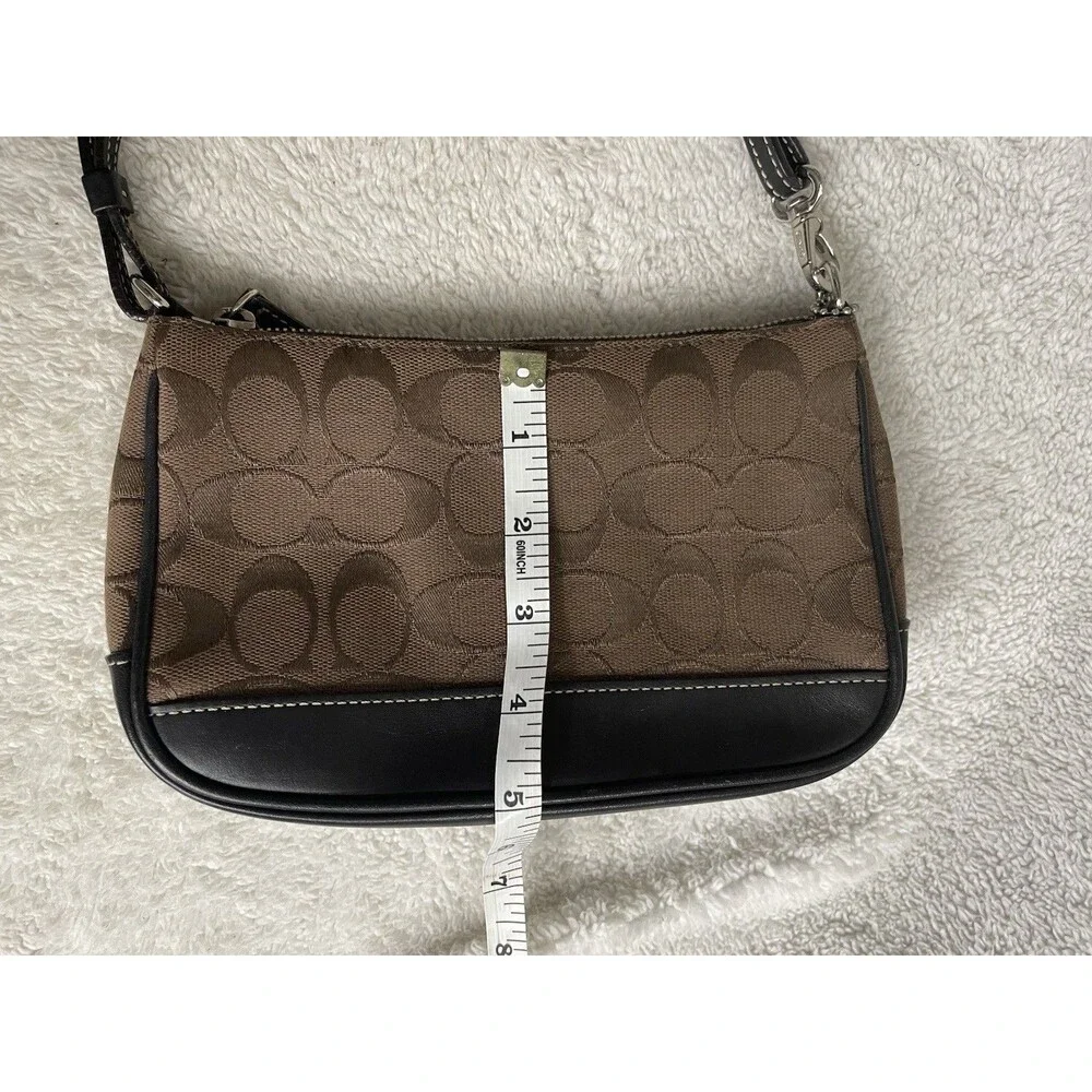 COACH 6094  Shoulder Bag Handbag  Chocolate/Dark Brown Signature EUC